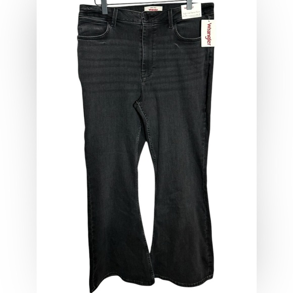 Wrangler Women's High Waisted Fierce Flare Jean Black Charcoal Gray Size 14 x 30 - Picture 1 of 7